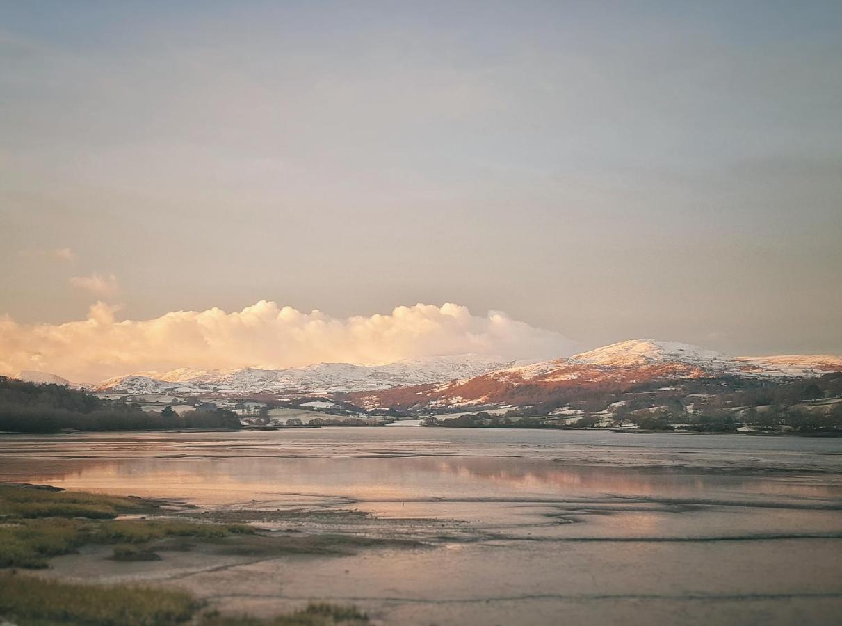 Вилла Yr Hen Berllan In The Beautiful Rowen Конви Экстерьер фото